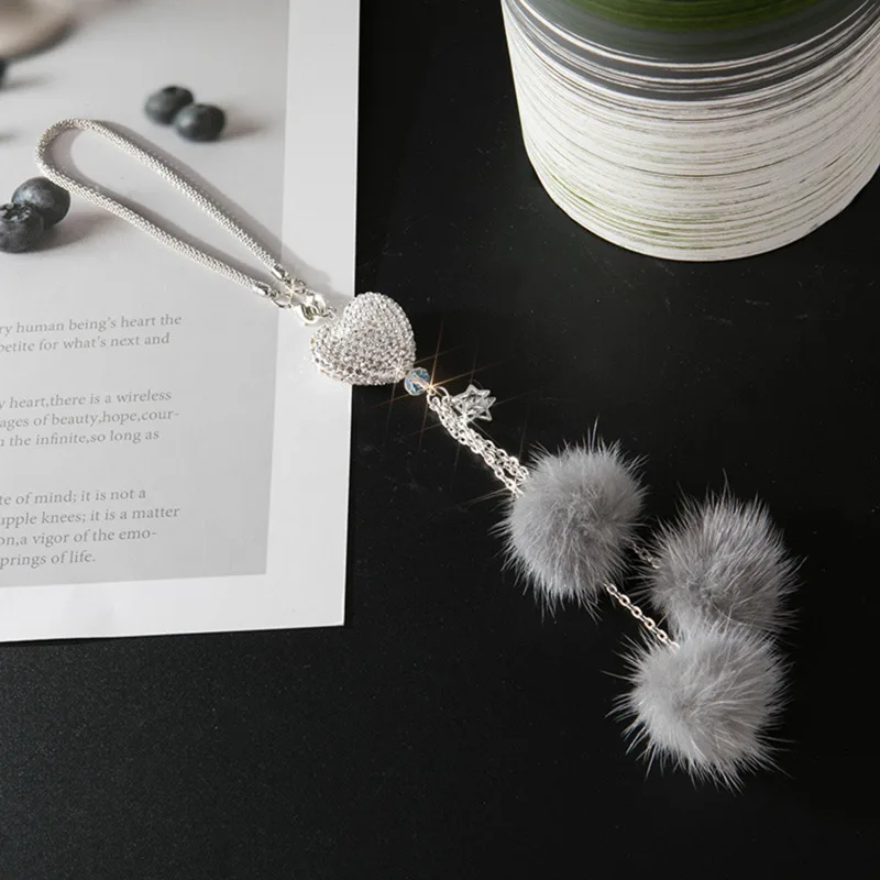 Fashion Diamond Car Accessorie Bling Hairball Pendant Auto Rearview Mirror Pendant Birthday Gift Auto Decoraction Ornaments