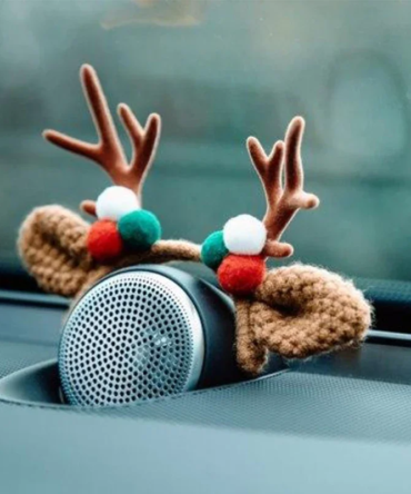 Car Ornament for Volvo S80 S60 S90 XC40 XC60 XC90 V90CC Central Speaker Decorate Hat Man Gift Auto Modification Accessories