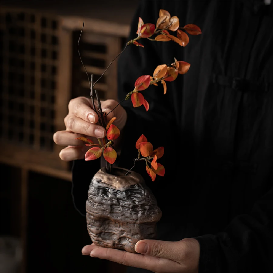 Retro rough pottery mini flower vase, ceramic tabletop small vase, indoor hydroponic ornament decoration - Image 4