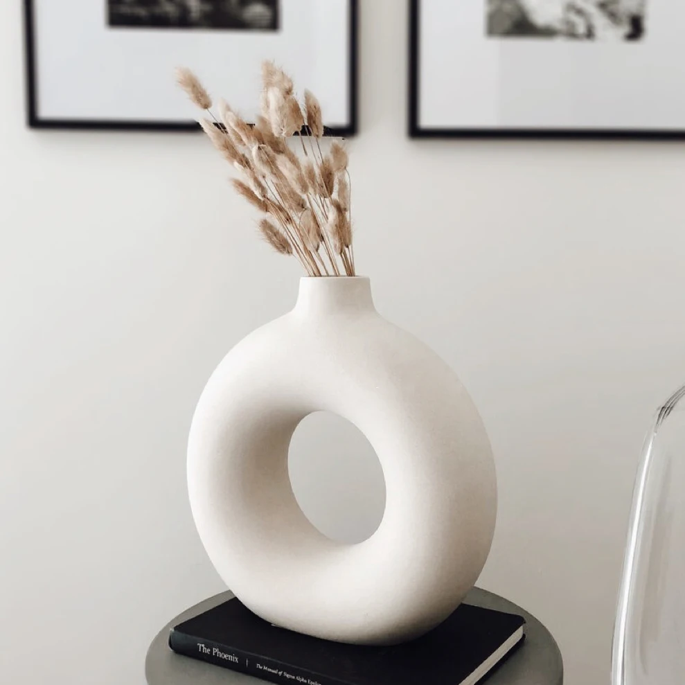 Nordic Vase Circular Hollow Ceramic Donuts Flower Pot Home Living Room Decoration Accessories Interior Office Desktop Decor Gift - Image 3
