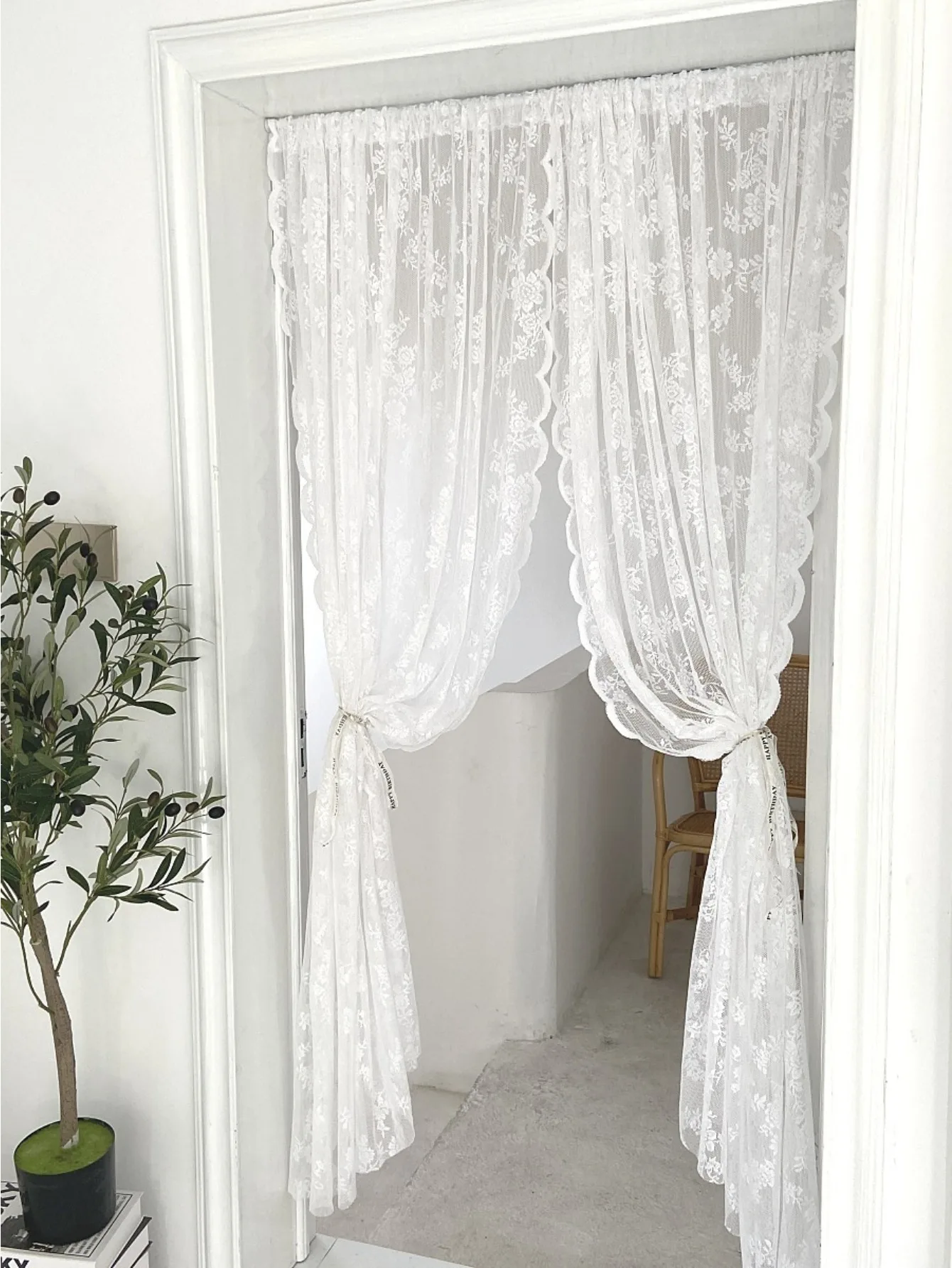 1pc White Flower Embroidery Single Panel Sheer Curtain, Romantic Blackout Curtains for Bedroom and Living Room - Image 5