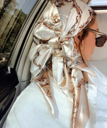 Satin Square Scarf Women Muslim Hijab Elegant 2025 Print Silk Neckerchief Shawl Wraps Headband Handle Hair Accessories Bandana