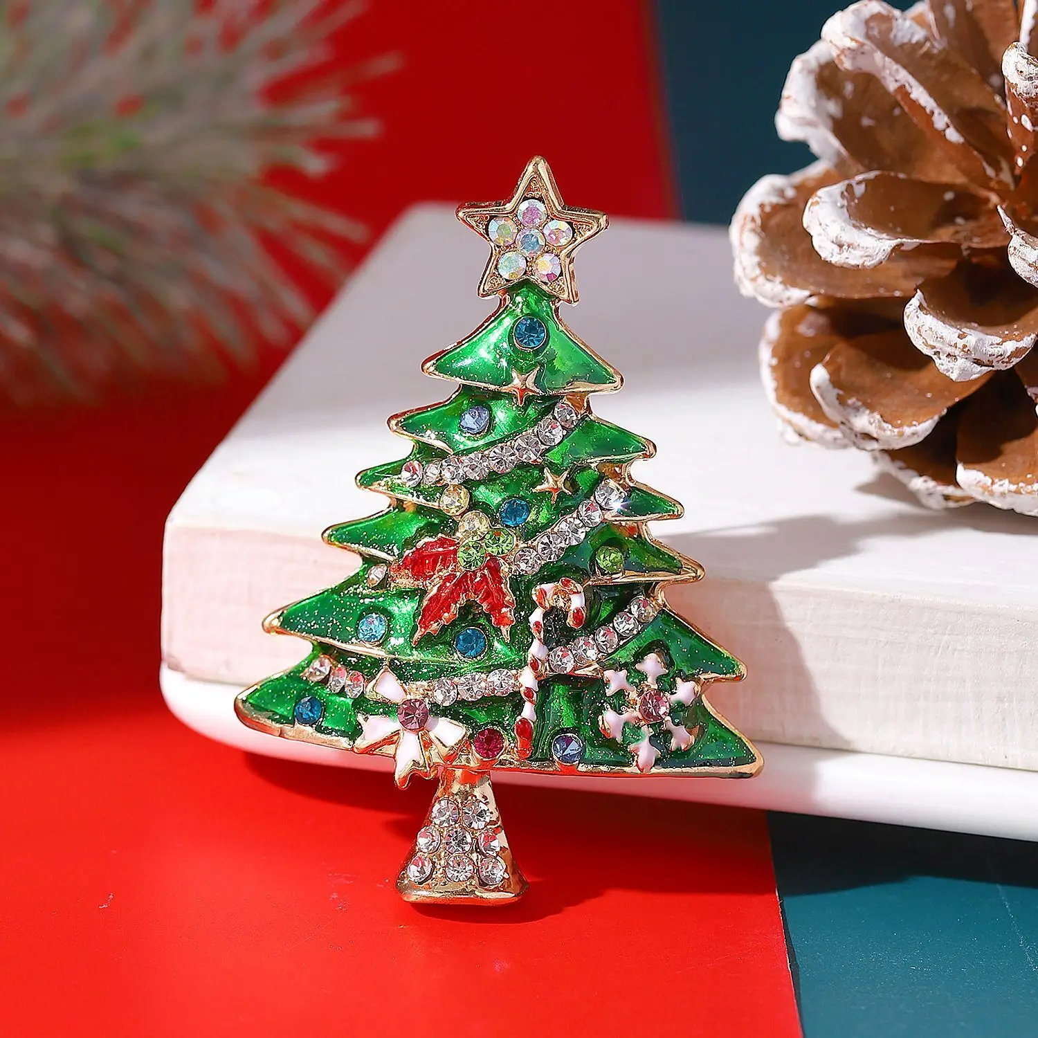 3 Color New Christmas Broches Jewelry Fashion Enamel Rhinestone Christmas Tree Brooch Pin Women's Clothing Accessories - Image 4