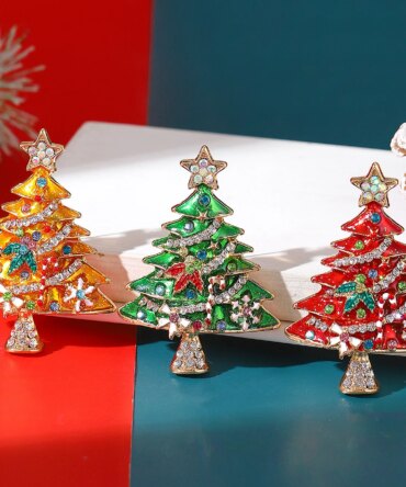 3 Color New Christmas Broches Jewelry Fashion Enamel Rhinestone Christmas Tree Brooch Pin Women's Clothing Accessories