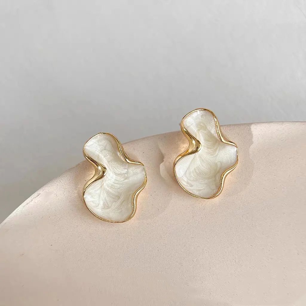 Abstract Alien White Color Cloud Irregular Stud Earring for Women Temperament Ear Jewelry Simple Christmas Valentine's Day Gift - Image 5