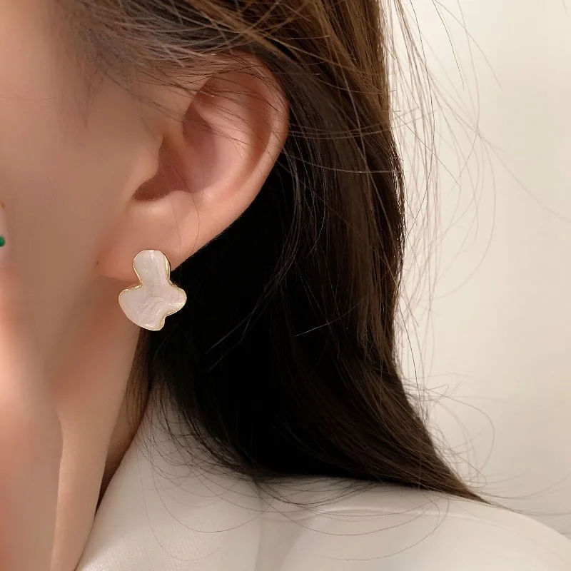 Abstract Alien White Color Cloud Irregular Stud Earring for Women Temperament Ear Jewelry Simple Christmas Valentine's Day Gift - Image 6