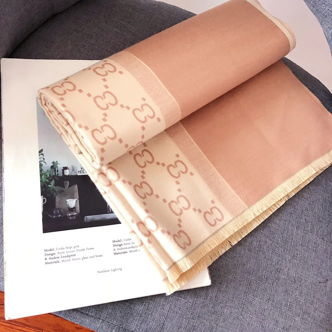 2025 Autumn and Winter New European and American Warm Scarf Women Long Style Air-conditioned Room Shawl Fashion Thickened - Image 5