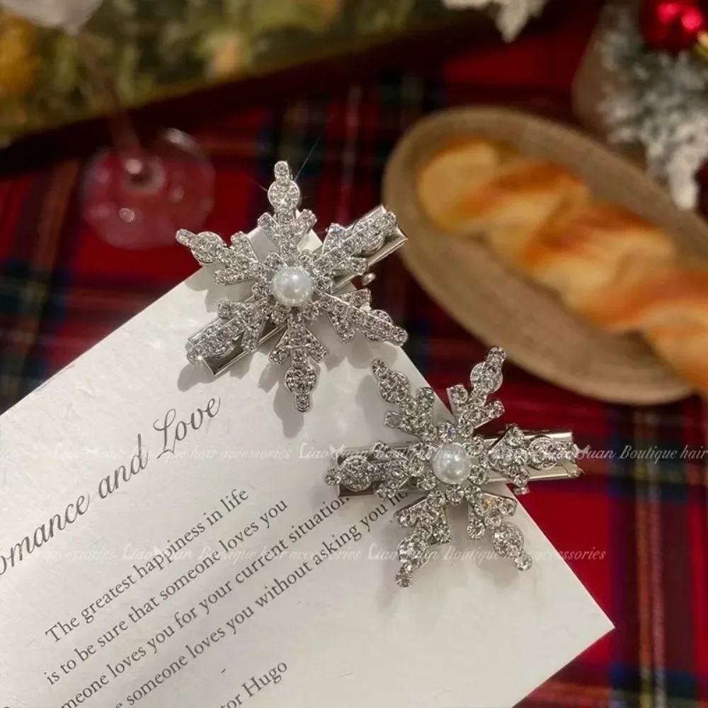 2024 New 2pcs Sliver Snowflake Hair Clip Women Girls Sweet Bangs Side Clip Glitter Shiny Edge Hairpins Christmas Headwear - Image 3