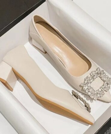 Women's Elegant Black Mid Block Heels Pumps with Crystal Rhinestone Pointed Toe Dress Shoes