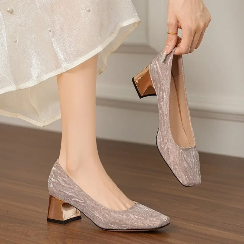 French High Heels Autumn 2025 New Temperament Square Toe Shallow Mouth Slip-on Block Heel Wedding Shoes