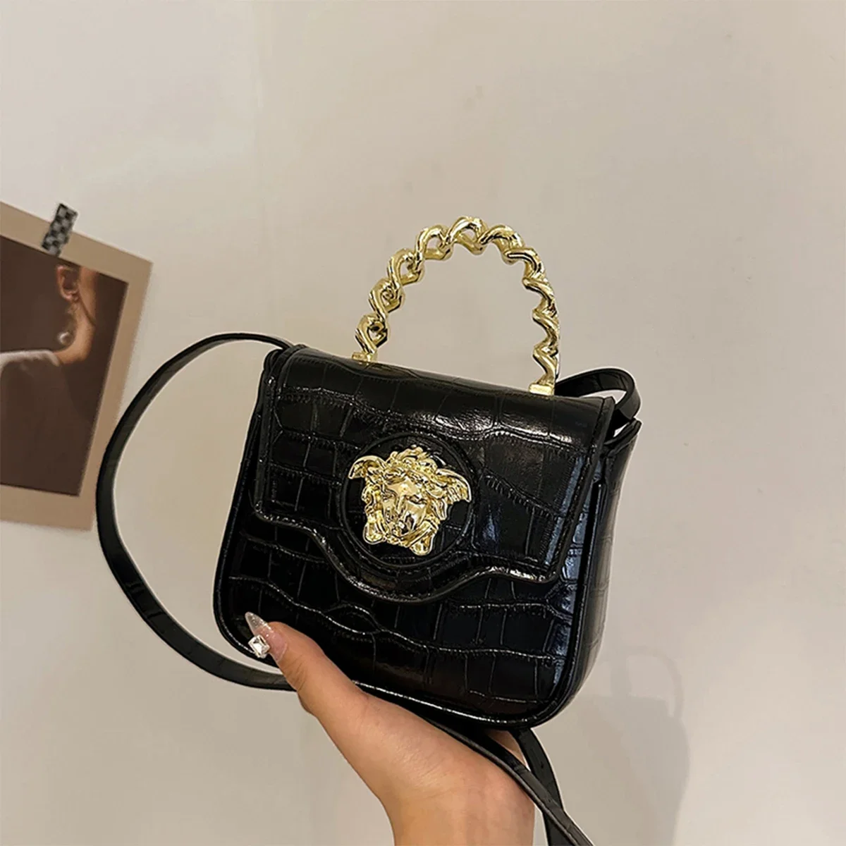 Mini Croc-Texture Crossbody Bag Gilded Medusa Logo PU Flap Magnetic Closure Chain Handle + Adjustable Strap for Daily Use