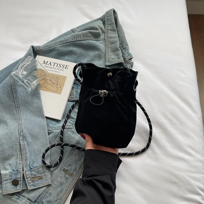 Nylon Crossbody Bag Soft Mini Phone Wallet Multifunctional Square Shoulder Bag Crossbody Purse Canvas Purse Messenger Bag