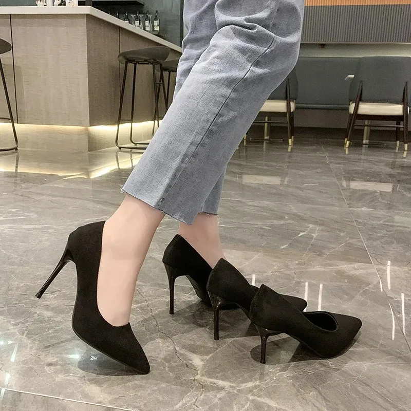 Spring and Autumn New Black High Heels Female Shallow Mouth Pointed Thin with Temperament Single Shoes Zapatos De Mujer
