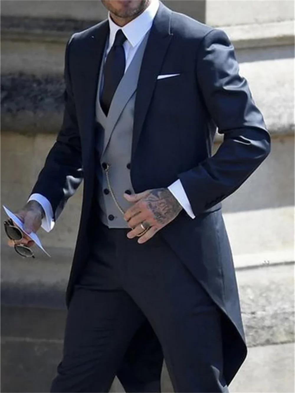 3 Pieces Italian Gentleman Style Wedding Man Long Tail Coat Groom Prom Tuxedos Formal Mens Suits (Jacket +Pants +Vest) - Image 3