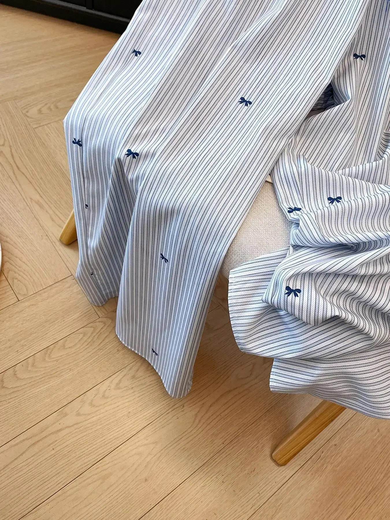 Plus Size Women's Casual Pants, Comfortable High Waist Wide Leg Jeans, Stylish Loose-Fitting Denim for Everyday Wear - Image 3