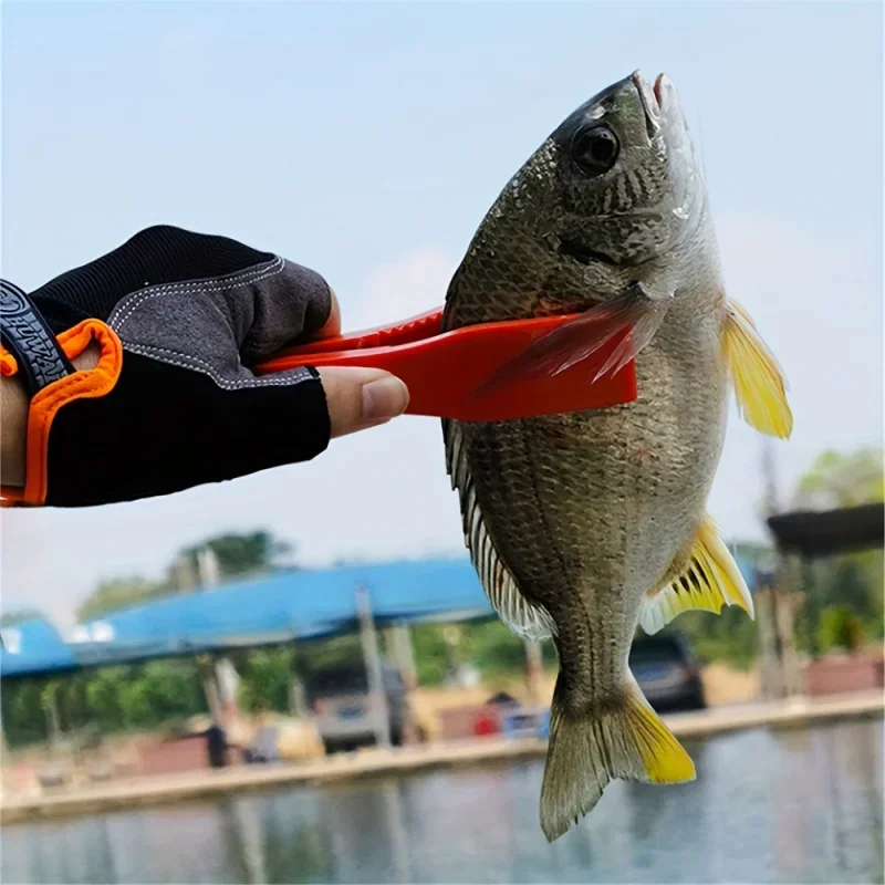 Multifunctional Fishing Fish Clip Hand Controller Tackle Tool Fishing Body Grip Clamp Gripper Grabber with Lock Switch - Image 4