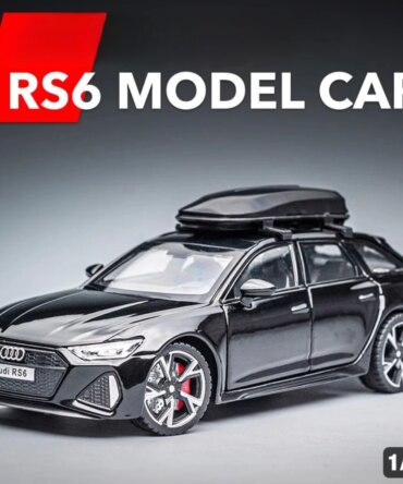 1/32 RS6 Car Model Toy Simulation Alloy Diecast Doors Opened Sound Light Shock Absorption Vehicle Models Ornaments Child Gifts