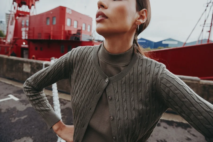 AS AW25 new design knitting cable cardigan + ribbing mockneck dress maxi length match for lady wear - Image 3