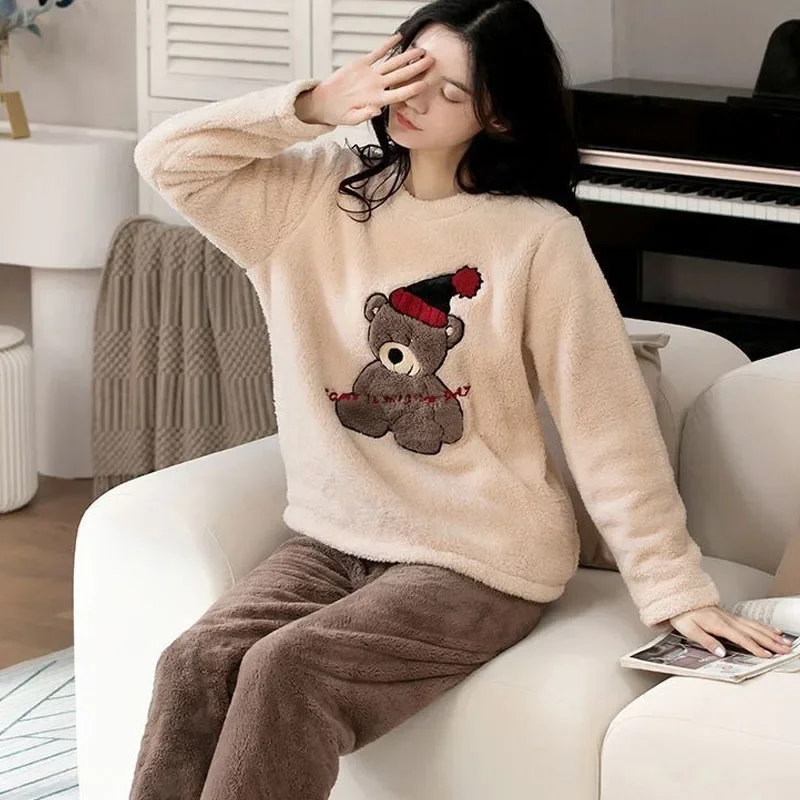 Thickened Warm Large Size Padded Fall and Winter Women's Pajamas Top and Pants Set Coral Velvet Ladies Cartoon Bear 2PCS/Set - Image 3