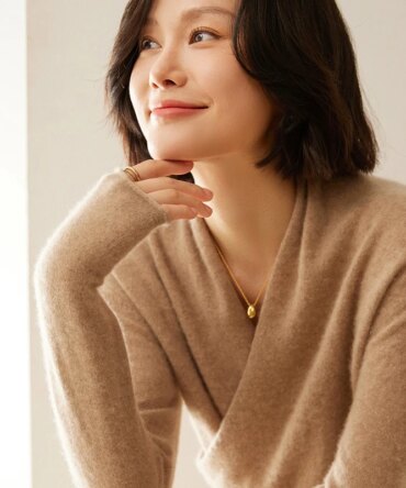 2021 Autumn New 100% Pure Cashmere Knitted Sweater Women High Quality V-Neck Pullover Female Winter Fashion Clothes Girls Tops