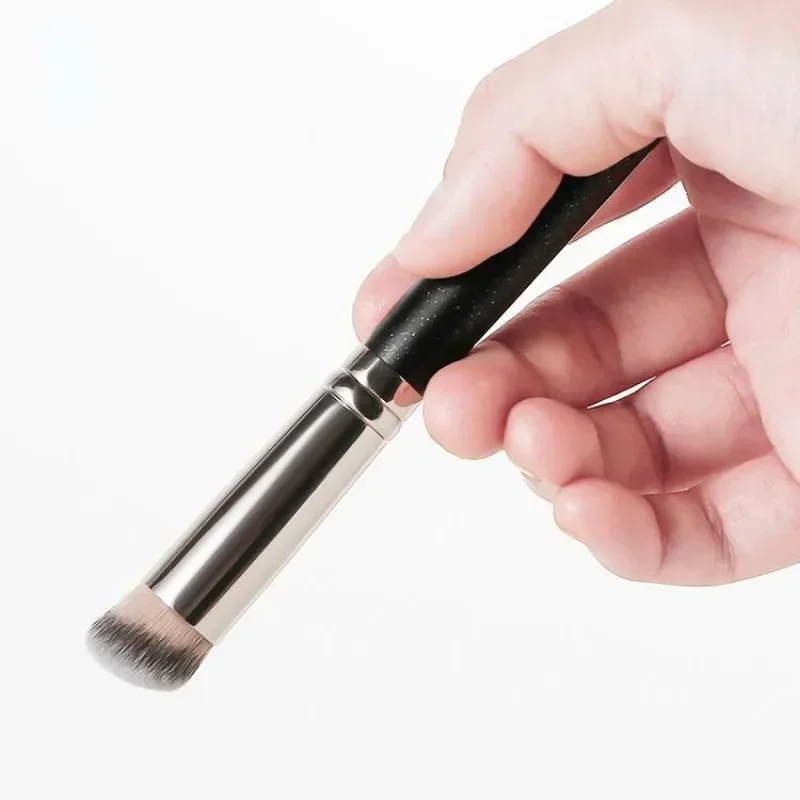 Foundation Concealer Brush Premium Contour Blusher Brushes Flawless Under Eye Dense Face Makeup Brush For Blending - Image 6